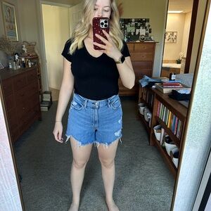 Abercrombie & Fitch The 4” Mom Short High Rise Distressed Denim Shorts